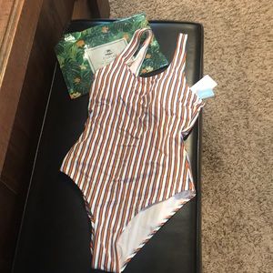 Cupshe one piece swimsuit-NWT